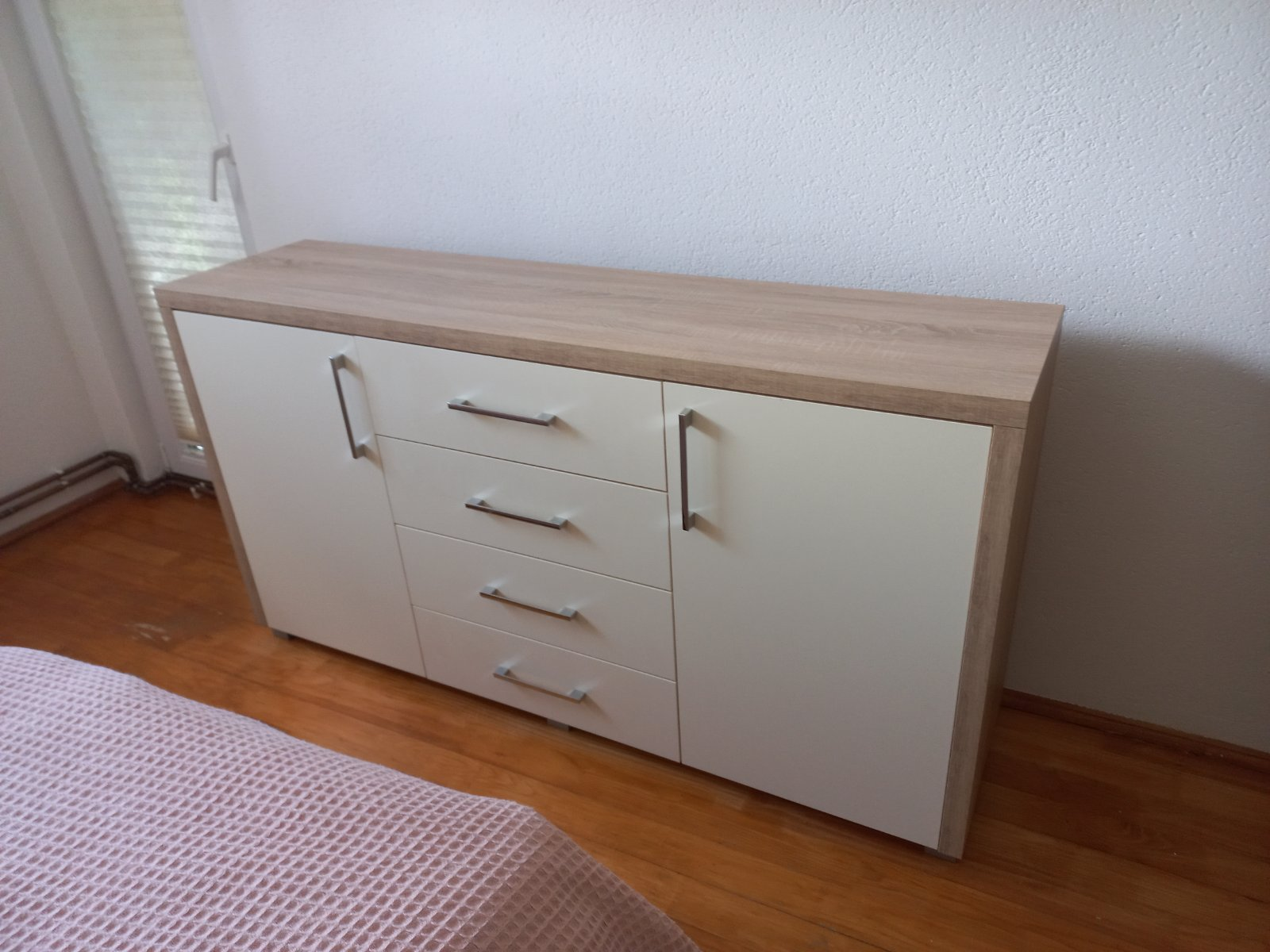 Komoda "Home"