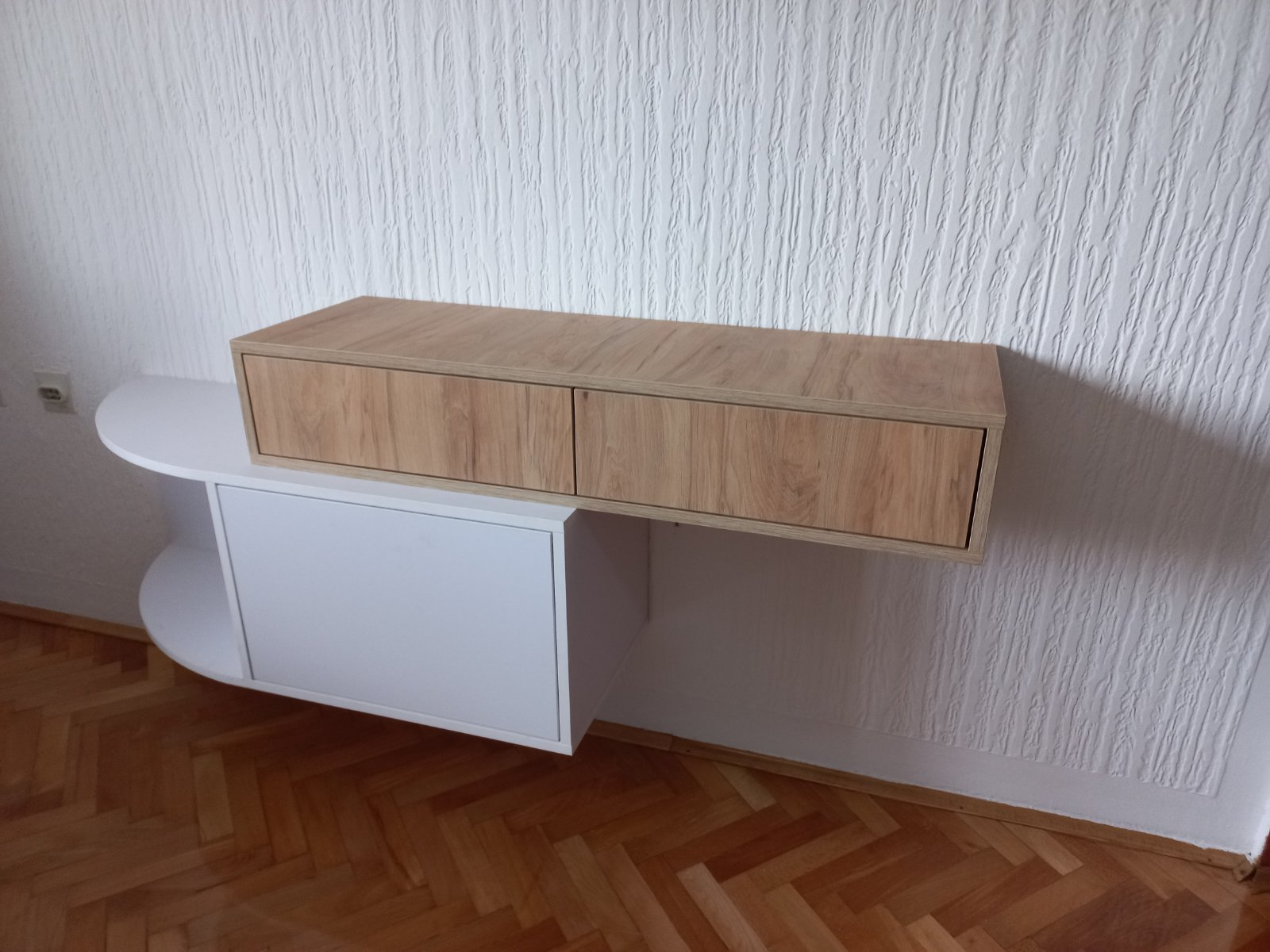 Konzolna komoda
