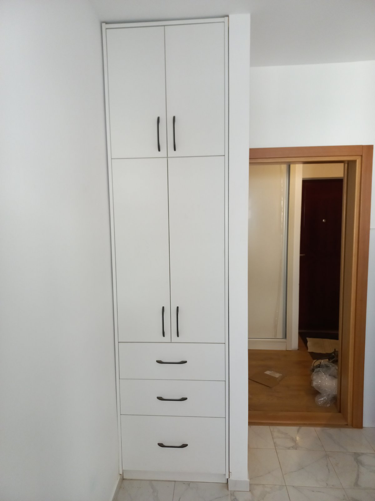 Ugradni klasični ormar